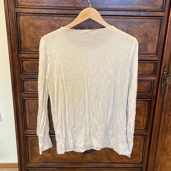 NWT Ann Taylor Factory light grey woman’s long sleeve shirt - Picture 6 of 8